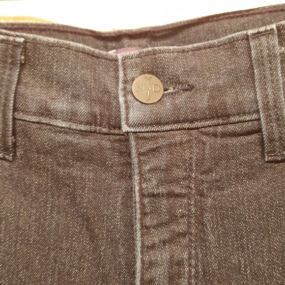 NYDJ Blue Denim Crop Size 8P - Picture 3 of 11